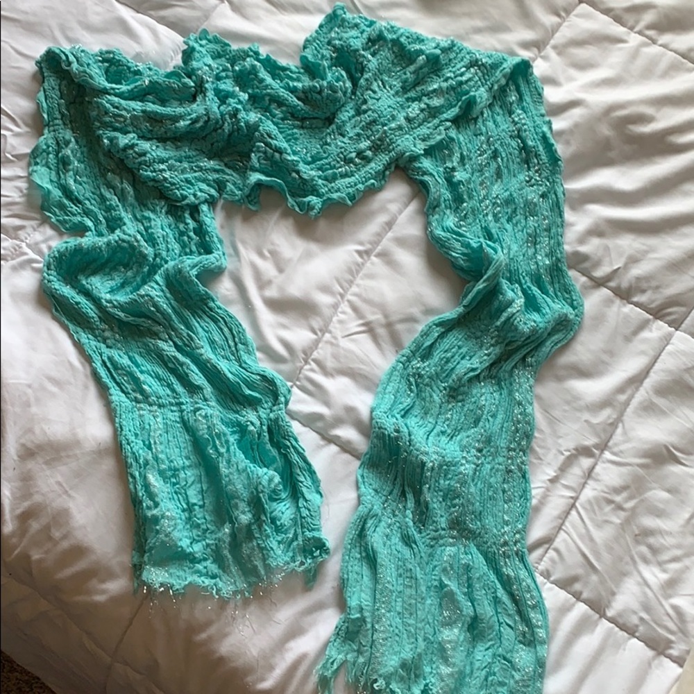 Scarves - Picture 4 of 5